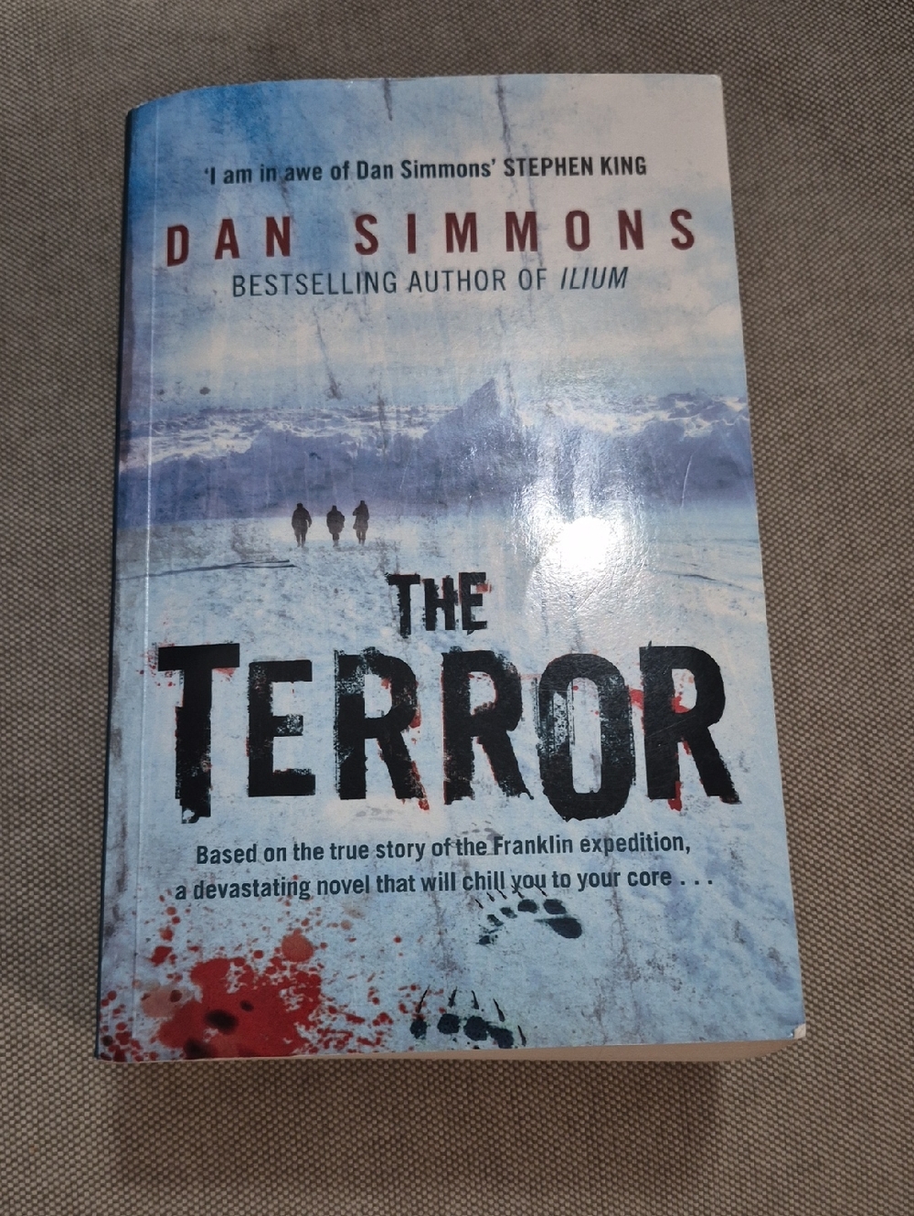 Dan Simmons "The Terror" Paperback Book - Blue White Red Cover